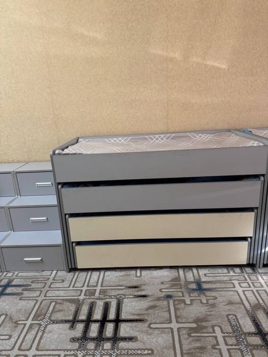 Кароват сотилади бохчаники янги