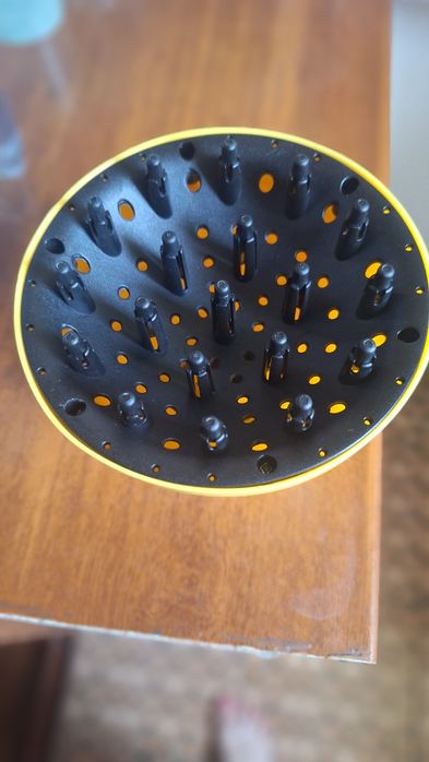 Продаю насадку-диффузор на фен