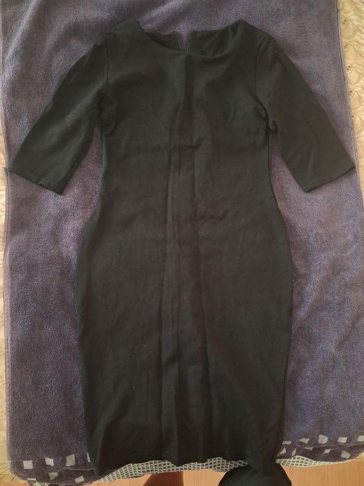 Платье обтягивающее