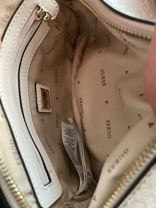 Оригинална дамска чанта GUESS + калъф