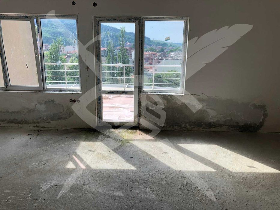 Продава се Двустаен апартамент в Асеновград - 132 кв.м за 433 €/кв.м - Снимка #1