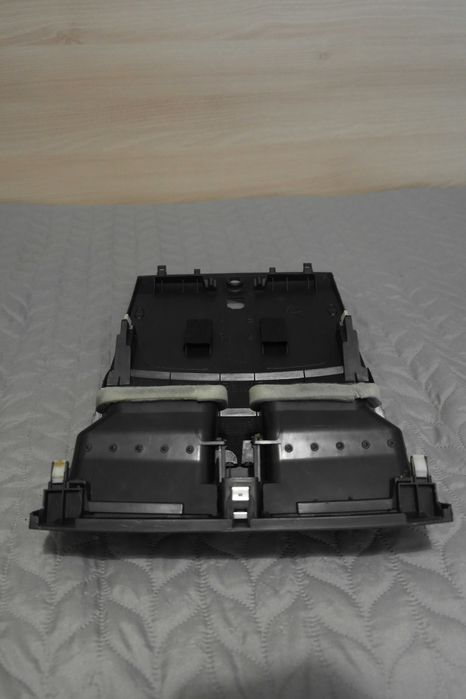 Кора с въздуховоди за Хонда Акорд 7