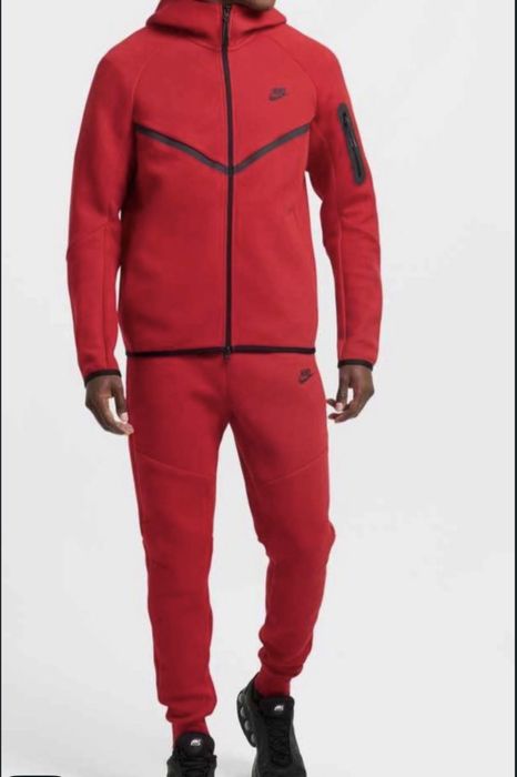 Compleu Nike Tech Fleece Rosu (marimi: S, M, L, XL, XXL)