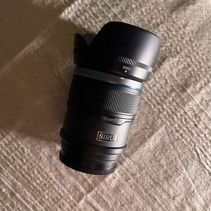 Объектив Sirui Sniper 16mm f.1.2 Sony E-Mount APS-C