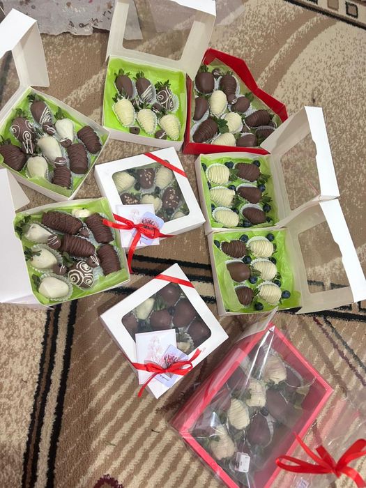 Клубника келді шоколаде