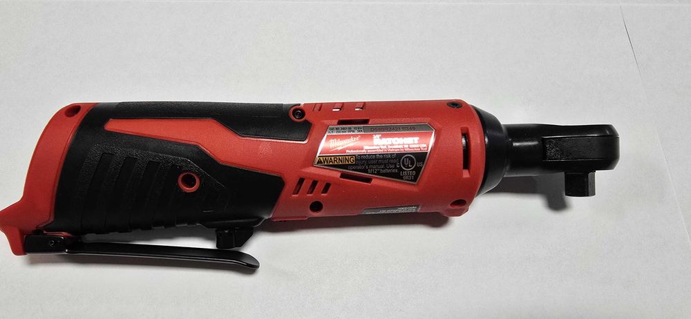 Antrenor cu clichet Milwaukee, 12V, M12IR-201B 3/8 , 2457-20