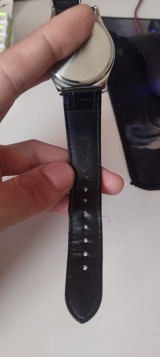 Продам кварцевые часы