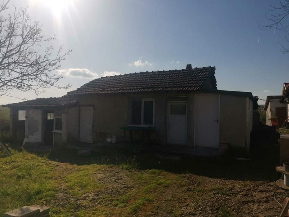 Продава се Къща в с. Дебелт, Област Бургас - 855 кв.м за 41 €/кв.м - Снимка #2