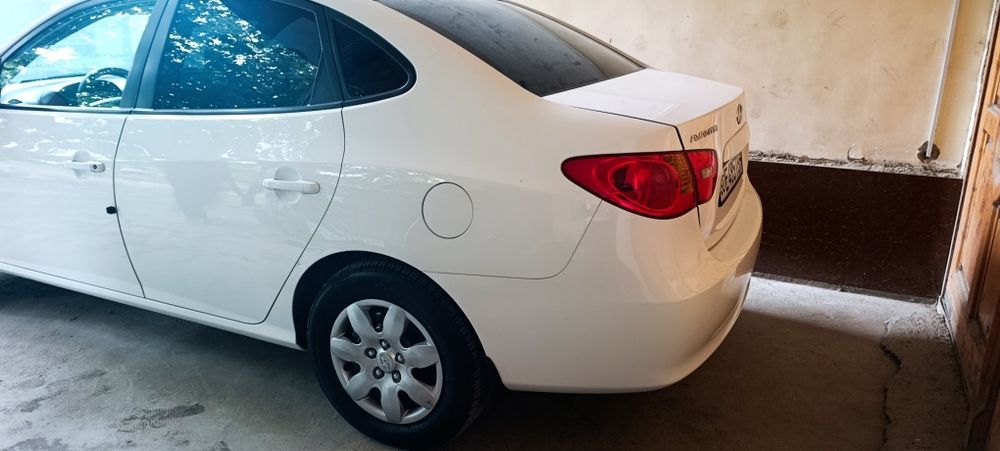 Hyundai Avante 2008 yil