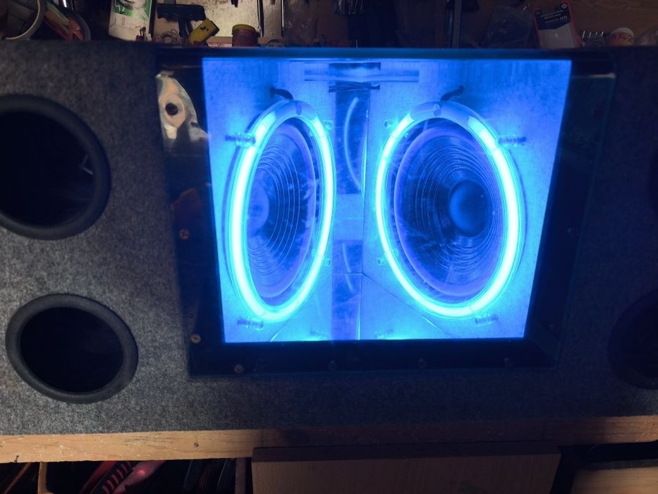 Субуфер  за кола