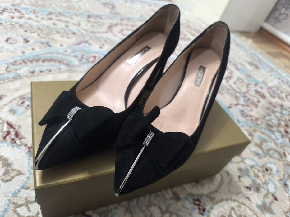 Продам женский туфли