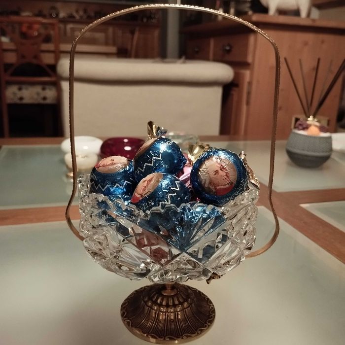 Кристална бонбониера