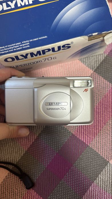 Olympus super zoom 70g