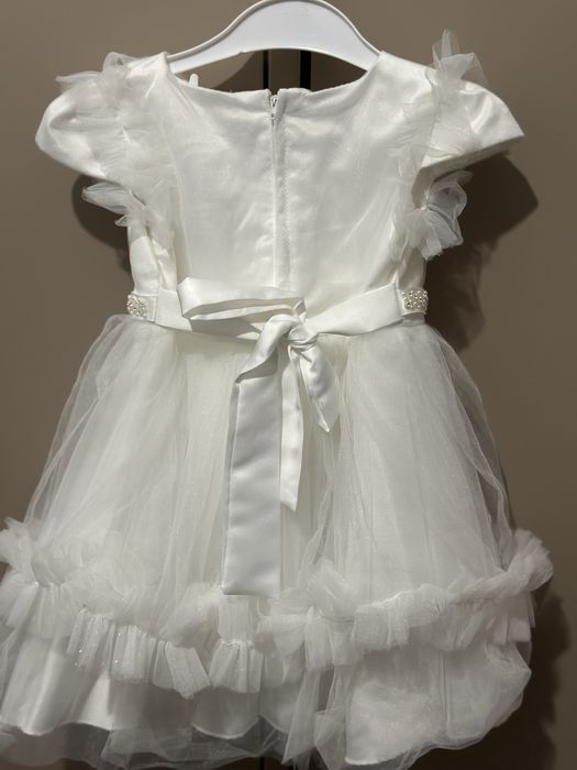 Продам платье для девочки