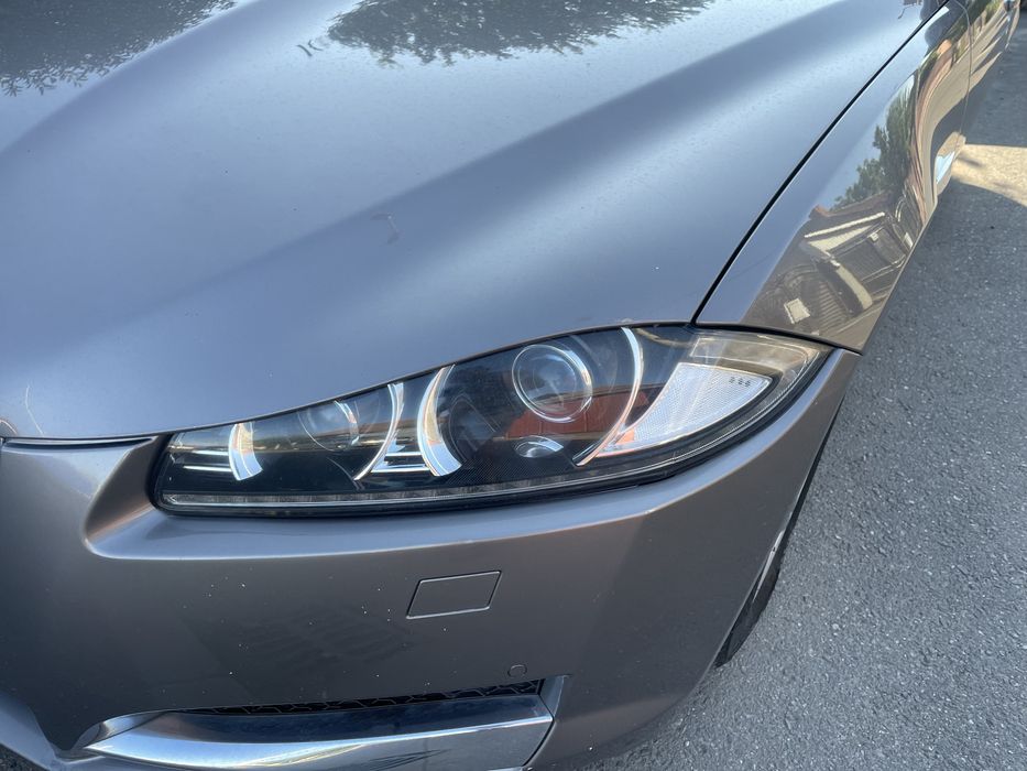 Bara fata Jaguar XF 224DT FACELIFT 2012