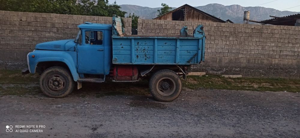 Zil sotiladi srochno