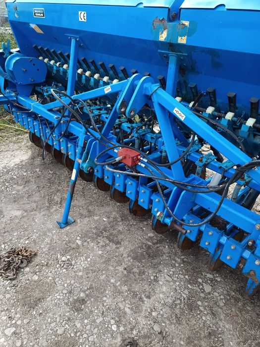 Semănătoare paioase sup 32 cu fertilizare