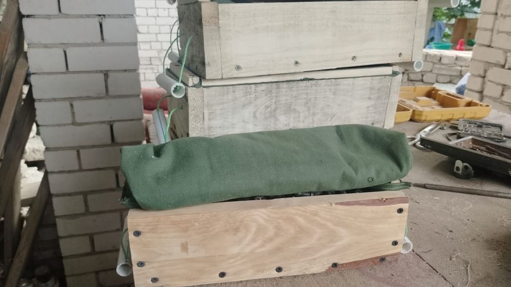Продам ящики самобранки для мелких деталей .