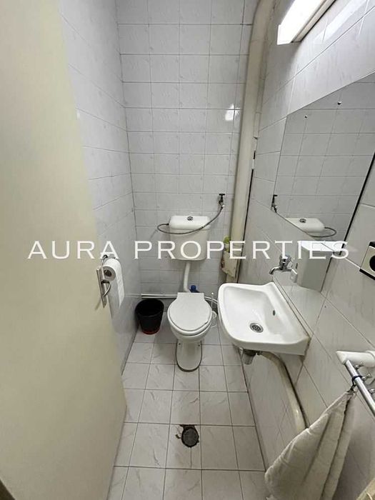 Разград / Магазин, идеален център