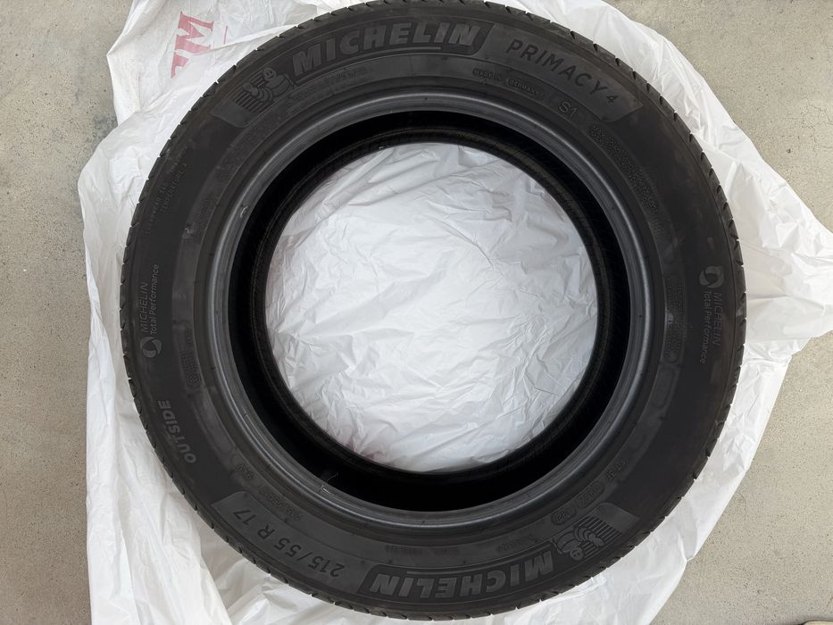 MICHELIN Primacy 4 215/55 R17