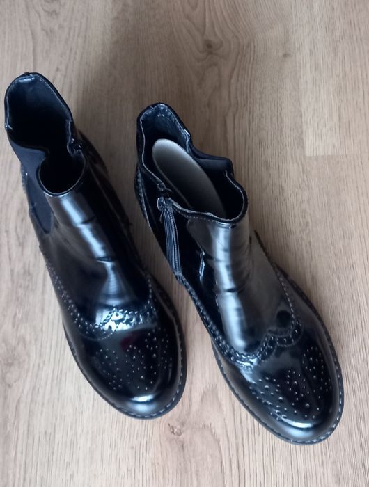 Дамски боти тип Челси