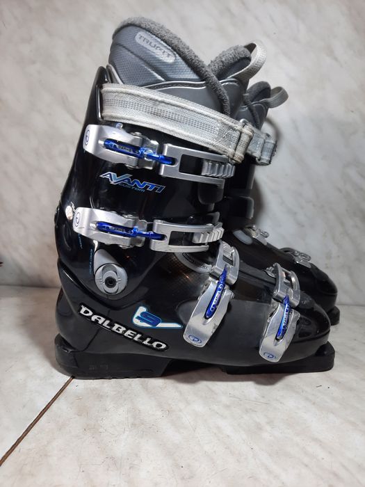 Clapari ski schi Dalbello mondo 25 corespunde mărimii 38,5