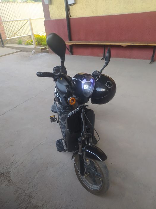 Продам электро скутер