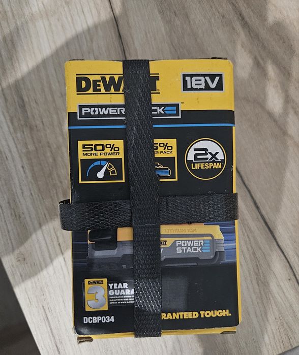 Dewalt батерия нова