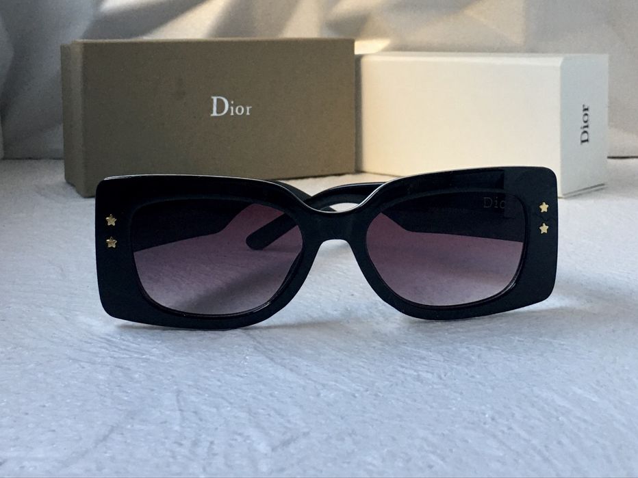 Дамски слънчеви очила правоъгълни 2 цвята