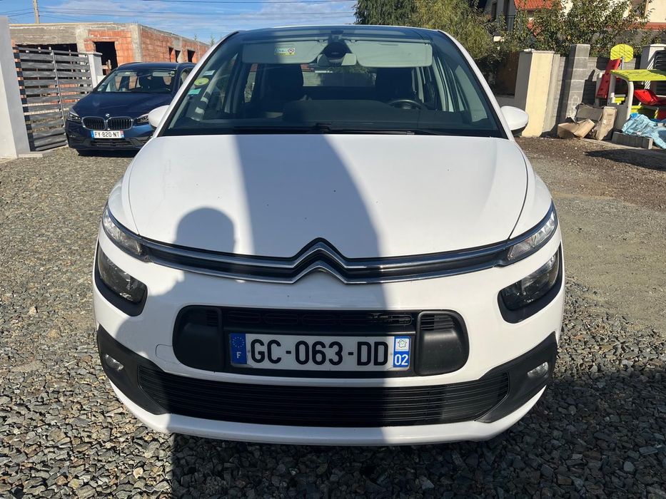 Citroen Spacetourer an 09/2021 diesel, revizie completă.