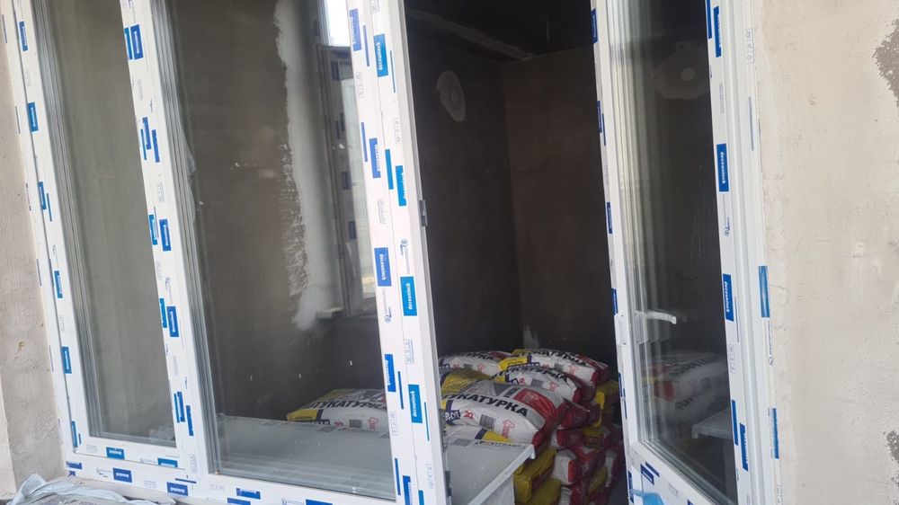 Пластиковая Дверь