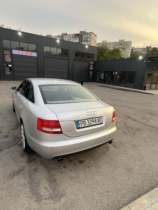 Audi A6 quattro