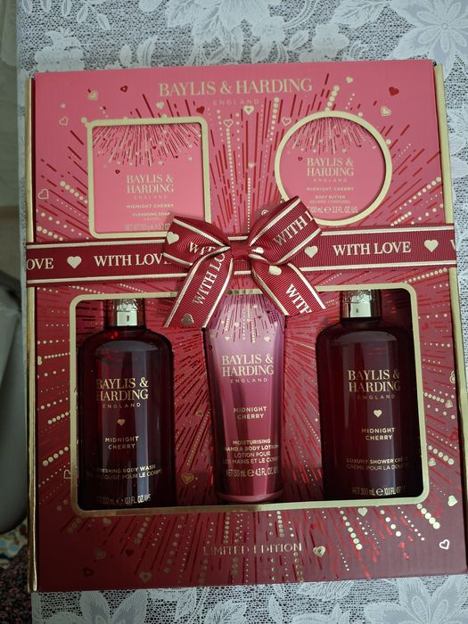 На подарок новый набор Baylis & Harding, 5 предметов