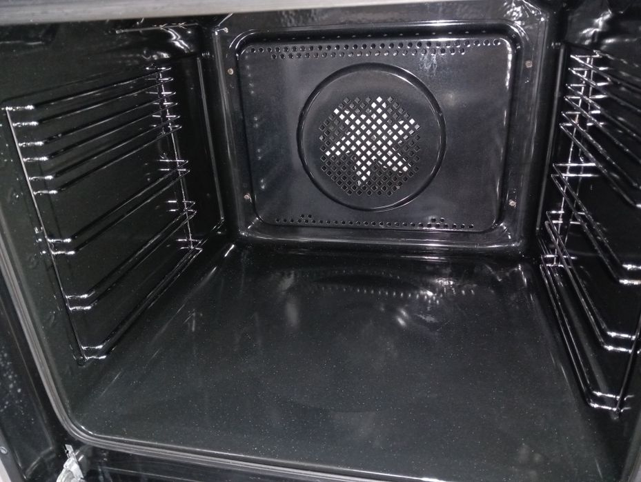 Свободно стояща печка с керамичен плот  Gram 2 години гаранция!