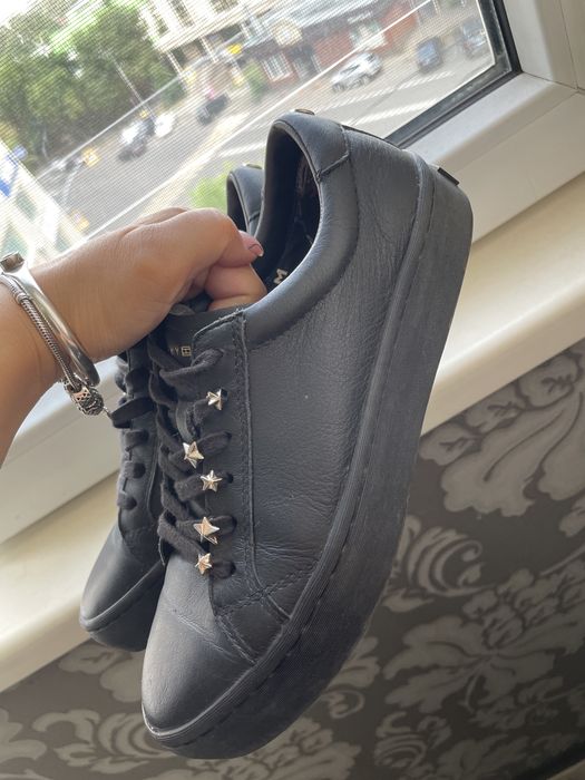 Кожанные кеди tommy hilfiger