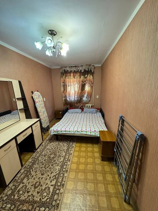 Продаётся Чиланзар 9 квартал 2в3/1/4 Балкон 2×6 ориентир РОВД