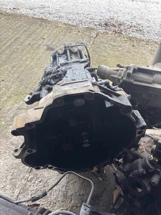 Audi B4 Скоростна кутия skorosti Ауди 80 Б4