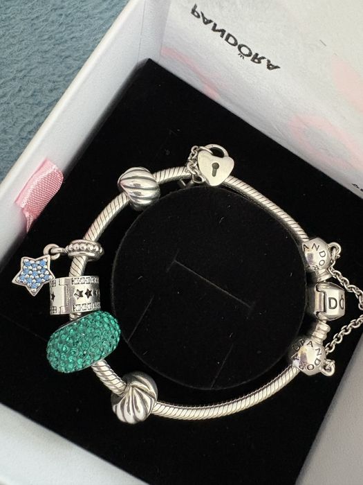 Bratara Pandora cu charmuri si lant de siguranta originale