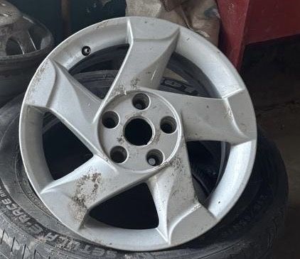 Продам диск R16 от Рено Дастера