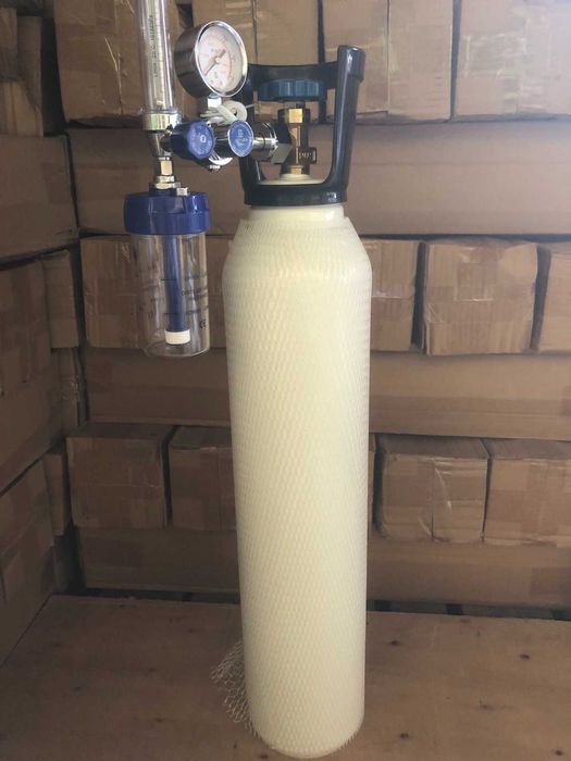 Кислородна бутилка 7.5л с регулатор