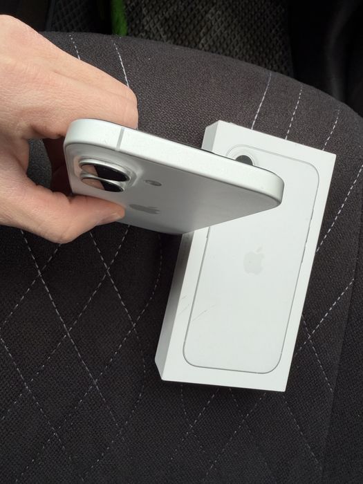 Продам Iphone 16 128gb