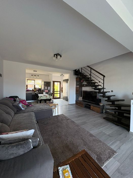 Casă tip duplex Sânpetru