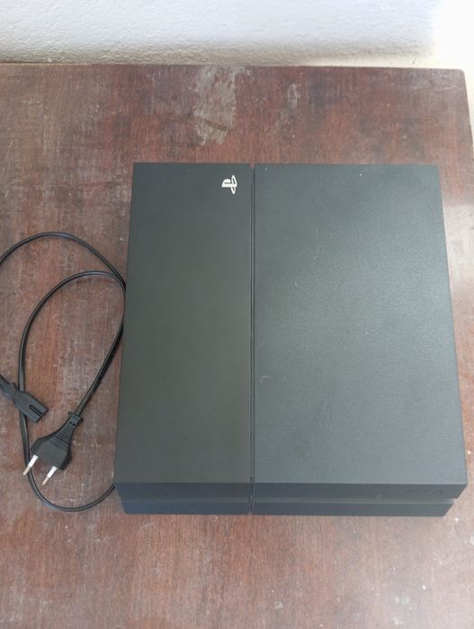 PlayStation 4 Fat