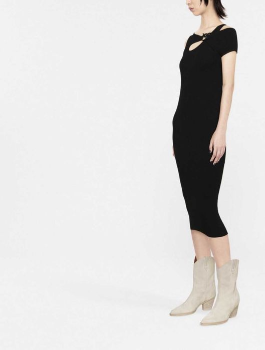 нови дрехи Pinko