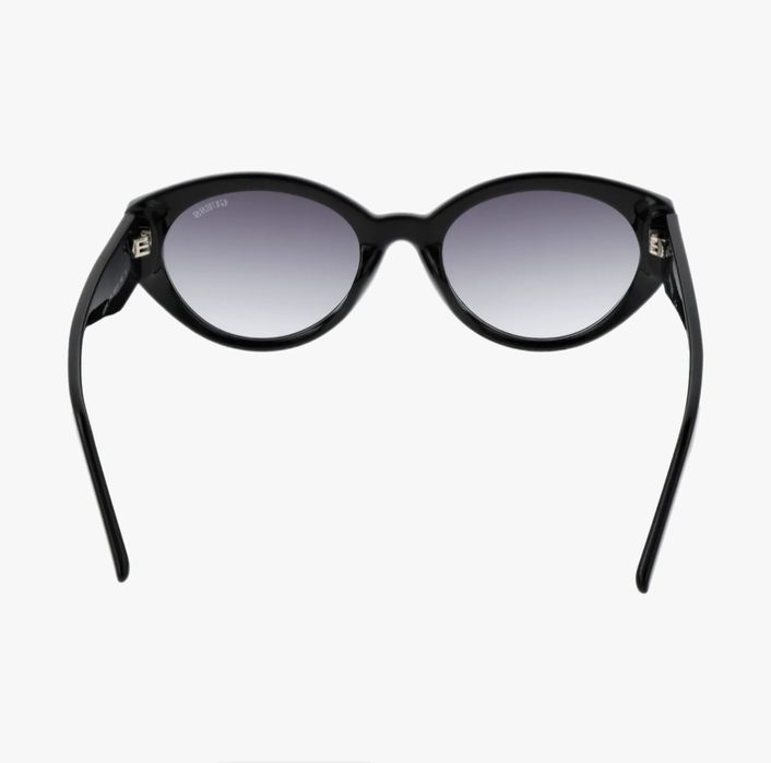 Слънчеви очила Guess