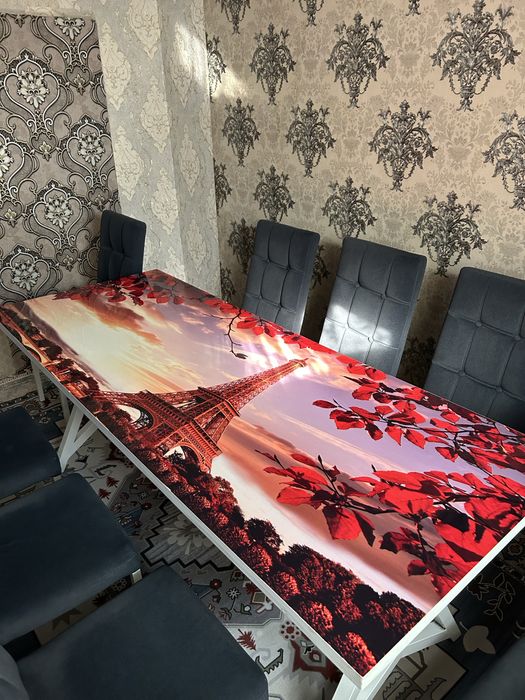 Стол с стульями б/у