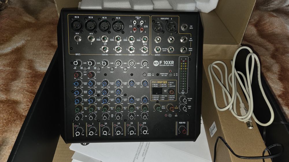 Mixer RCF F 10XR
