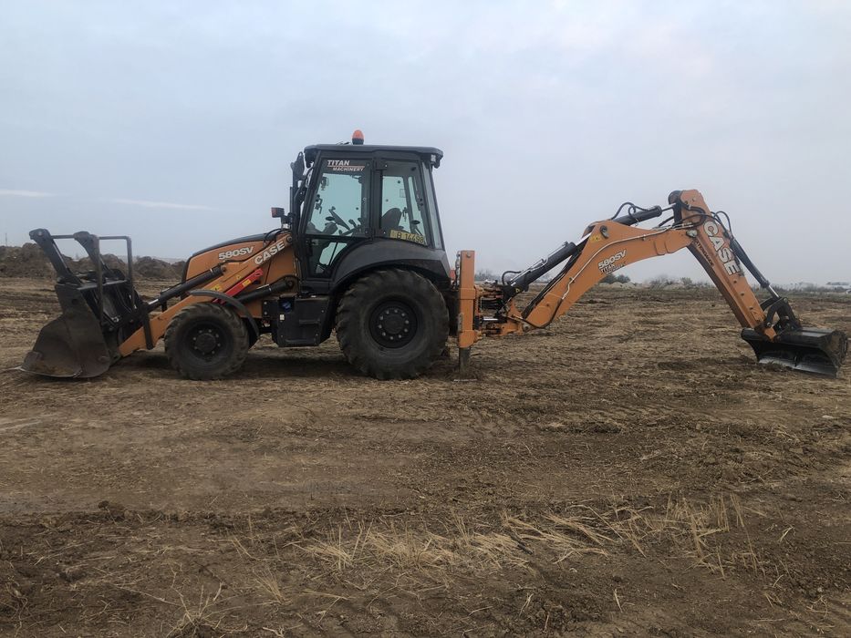 Inchiriez buldoexcavator