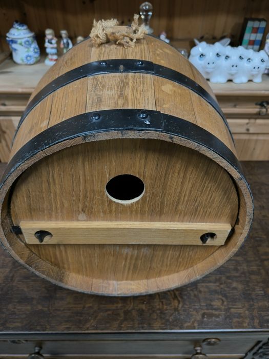 3982 Дъбово буре