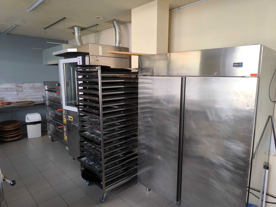 Продава се разработен бизнес: Пицария с отлична локация и репутация в гр. Варна